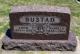 2022_049_John_Isabelle_Bustad_Gravstein_Findagrave.jpg